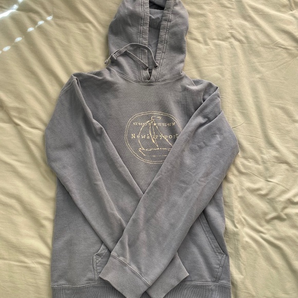Newburyport Sweatshirt - Picture 1 of 3